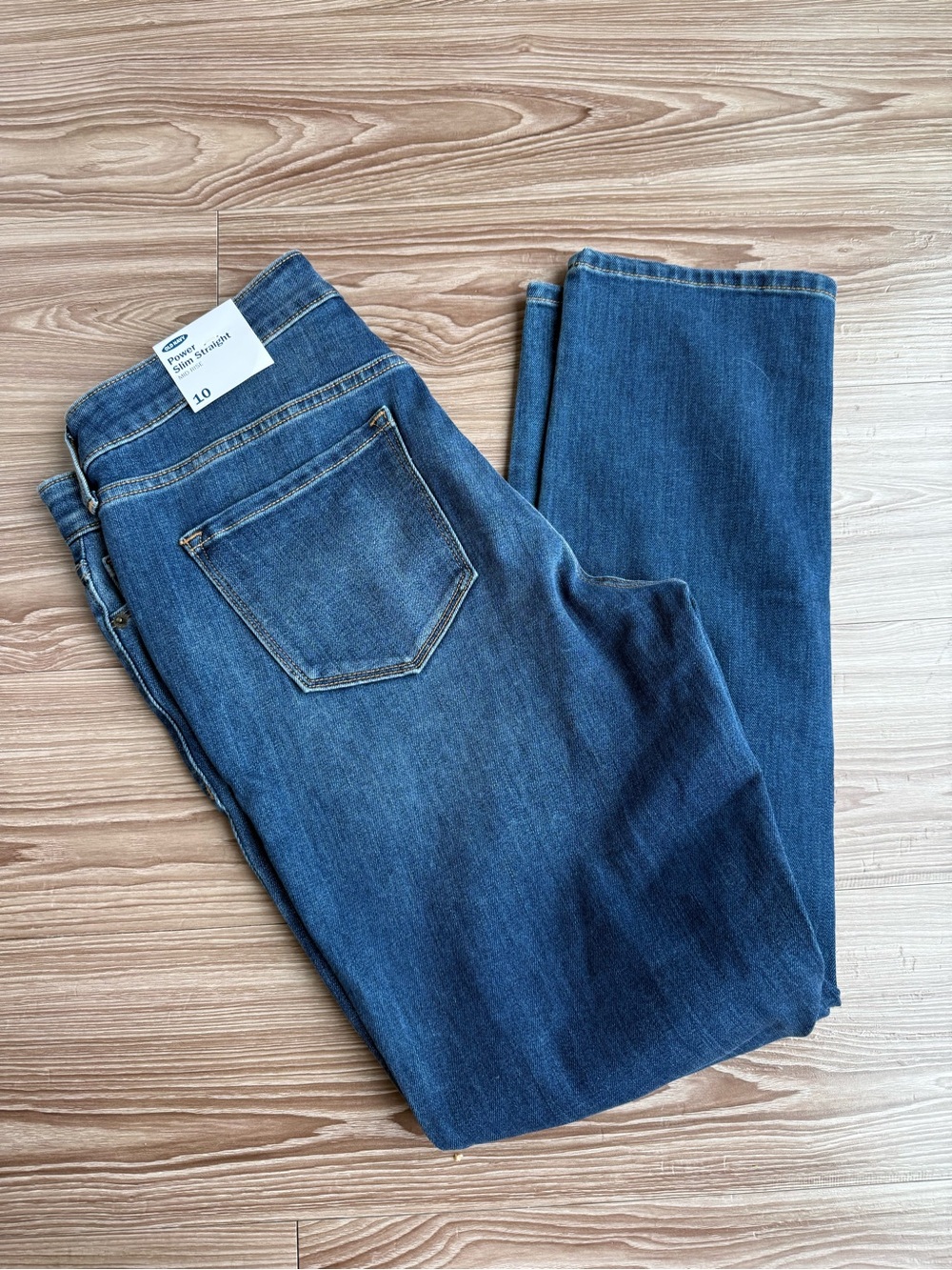 NWT Old Navy Power Slim Straight Jeans | Women’s Size 10 | Distressed Denim